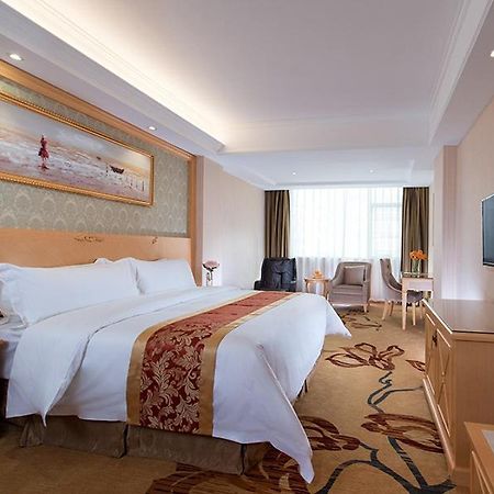 Vienna Hotel Shenzhen Fuyong Village Fenghuangwei Exterior foto